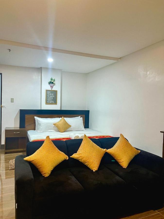 Island Wanderers Inn Coron Exterior photo